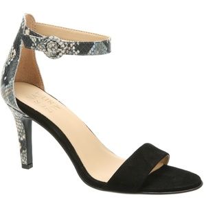Naturalizer Kinsley Sandal Black and Snake  NWOT